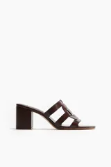 Sandalias con taco cuadrado