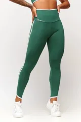 Calza larga deportiva azul marino con cintura alta y detalles en blanco en la cintura y laterales.