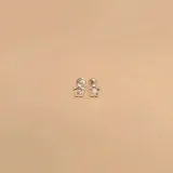 Par de aros abridores de plata 925 con forma de estrella y circonia rosada.