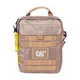 Bolso bandolera unisex color azul marino, con logo de Caterpillar en el frente y múltiples correas horizontales. Tiene correa de hombro ajustable y desmontable, bolsillo acolchado para tablet y bolsillo frontal con solapa y cierre de velcro.