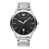 Reloj Emporio Armani modelo Ruggero con caja de acero plateado de 43mm y esfera negra con indicadores plateados. La correa es de acero inoxidable plateado. Resistente a salpicaduras (3 ATM).