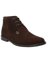 Botines acordonados de gamuza color marrón oscuro, con suela de goma y plantilla de cuero.
