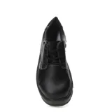 Zapato de seguridad Worker color negro, con puntera de composite, cordones y suela antideslizante.