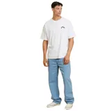 Pantalón de jean celeste, de corte recto y tiro medio.