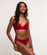 Bombacha bikini hilo de encaje floral color verde agua.