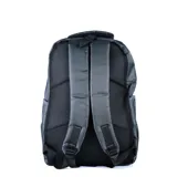 Mochila Umbro color gris con logo estampado en blanco.