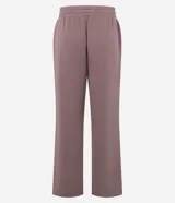 Pantalón recto color rosado, confeccionado en modal, con cintura elástica y ajuste por cordón delantero. Presenta una caída suelta en las piernas y bajo sencillo.
