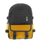 Mochila negra con detalles en amarillo, con cierre superior y bolsillo frontal con hebillas.
