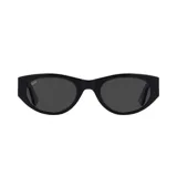 Lentes de sol negros con marco de acetato y lentes grises.