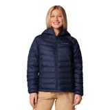 Campera puffer color borgoña con capucha, cierre frontal y bolsillos laterales con cierre. El forro termorreflectivo Omni-Heat™ retiene el calor mediante puntos plateados que reflejan el calor corporal. El aislamiento Thermarator™ 100 % poliéster reciclado te mantiene abrigado con fibras sintéticas livianas que retienen el calor incluso cuando están mojadas.