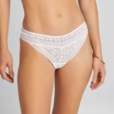 Braguita brasileña blanca de encaje transparente, con detalles de costura y diseño delicado.