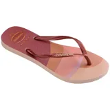 Ojotas Havaianas Slim Palette Glow con base estampada en tonos beige, rosa y marrón, y tiras finas color cobre.