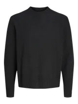 Sweater negro de punto con cuello redondo y mangas largas.