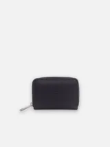 Billetera negra de cuero con cierre de cremallera.