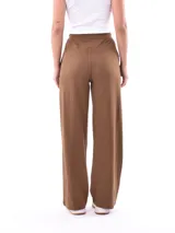 Pantalón negro de tiro alto con cordón ajustable en la cintura y corte ancho y recto.