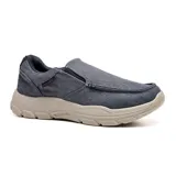 Zapato casual Hi-Tec Trujillo color beige, sin cordones y con elástico en los laterales.