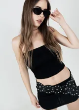 Top strapless negro de tejido texturado y elastizado.