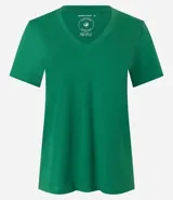 Remera básica de media malla color rosa, con escote en V y mangas cortas.