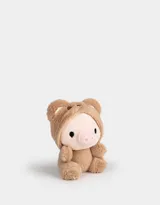Llavero de peluche con forma de cerdito disfrazado de oso, con mosquetón metálico para colgar en carteras, mochilas o bolsos.