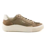 Zapato casual de cuero color verde oliva, con detalles en gamuza color beige y suela blanca.
