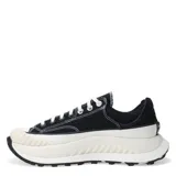 Championes Converse All Star Chuck 70 AT Plataforma, color negro con detalles en blanco, de lona con suela de goma con plataforma.