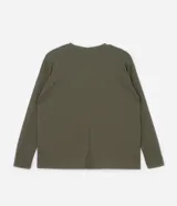 Blusa de manga larga color verde militar, confeccionada en tejido rib de viscosa certificada, con cuello redondo y corte holgado.