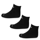 Pack de tres pares de medias cortas (tipo tobilleras) New Balance, color negro, con logo bordado en blanco en el empeine.