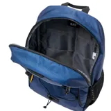 Mochila azul con logo de Caterpillar en blanco, con bolsillo frontal con cordones elásticos cruzados, bolsillos laterales de malla y elementos reflectantes.