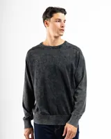 Buzo de punto de algodón color gris oscuro con efecto lavado, corte clásico, cuello redondo, costura en el hombro, puños y ruedo inferior acanalados.