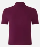 Blusa corta rosa de rib, con cuello alto y mangas cortas.