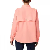 Camisa de pesca Columbia Bahama de manga larga color salmón, con cuello abotonado, dos bolsillos frontales con cierre de velcro, ventilación en la espalda y tecnología Omni-Shade UPF 30.