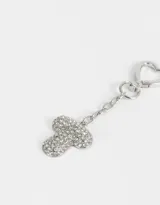 Llavero con dije de la letra T con strass y argolla click en forma de corazón.