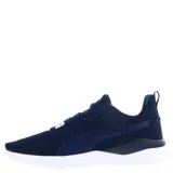 Zapatillas deportivas negras con diseño minimalista y logo de Puma en el lateral.