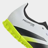 Championes de fútbol Adidas Predator Club, color blanco con detalles en negro y amarillo flúor.