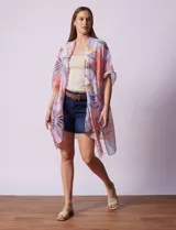 Kimono largo de modal con estampado floral multicolor.