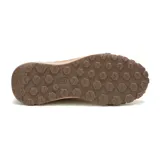 Zapatillas Caterpillar Hex Ready Slip On color marrón claro, sin cordones, con capellada de cuero y suela de goma con tecnología Hex para mayor tracción.
