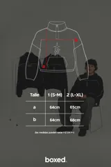 Hoodie negro de algodón con medio cierre, estampado en serigrafía blanca y detalles en cinta negra. Corte boxy fit.