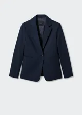 Chaqueta entallada negra tipo americana, con solapas, dos bolsillos delanteros y diseño estructurado.