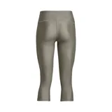 Calza capri Under Armour HeatGear color gris, de tiro alto y calce ajustado. Cuenta con bolsillo lateral y logo estampado en la pierna.