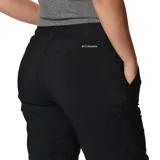 Pantalón largo convertible en short, color negro, marca Columbia, modelo Silver Ridge Utility para mujer. Confeccionado en tejido reciclado con tecnología Omni-SHADE de protección solar FPU 50, bolsillos laterales y traseros.