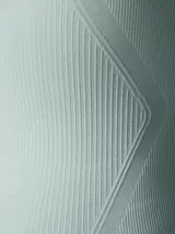 Body celeste de lycra con escote cuadrado, breteles anchos y corte cavado.