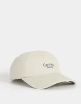 Gorra de gabardina color beige con bordado frontal de la palabra "Cannes" en azul marino.