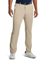 Pantalón de golf color beige, liviano y elástico.