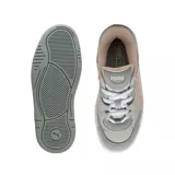 Championes urbanos Puma modelo 180, color beige con detalles en blanco, confeccionados en gamuza y malla, con logo Puma en los laterales.