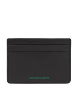 Tarjetero minimalista de color negro, con múltiples ranuras para tarjetas y un compartimento central. Presenta el logo lineal de Tommy Jeans en la parte frontal.