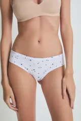 Culotte blanco con estampado de flores azules.