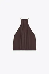 Top marrón con cuello halter ajustable con lazada.