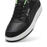 Championes Puma MAPF1 Caven 2.0, color negro con detalles en verde y logo de Mercedes AMG Petronas.