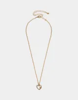 Cadena corta dorada con dije de corazón calado con strass.