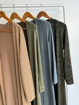 Saco largo color dorado con lurex.